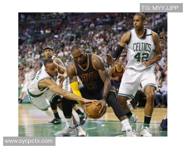 奥厄与波鸿激战正酣比分悬念迭起引发球迷热议 奥厄与波鸿激战正酣比分悬念迭起引发球迷热议