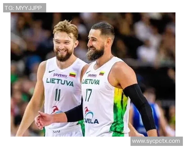 斯洛文尼亚与波兰激战正酣比分揭晓引发球迷热议 斯洛文尼亚与波兰激战正酣比分揭晓引发球迷热议